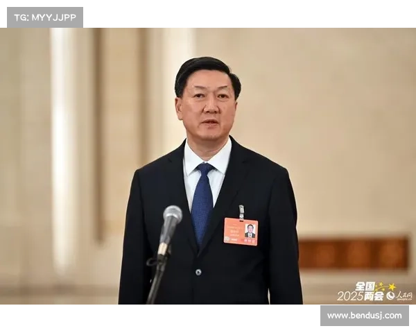 如何了解国家体育总局局长的职务级别及其职责范围
